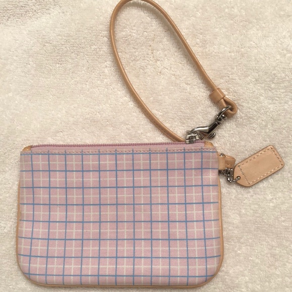 Coach zipper wallet/pouch wristlet - Picture 4 of 4